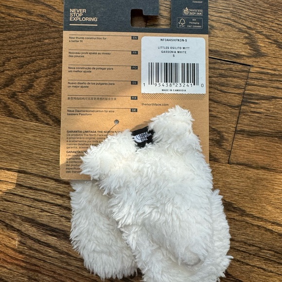 The North Face Toddler Suave Osito Mittens, size Small, NWT - Picture 2 of 3